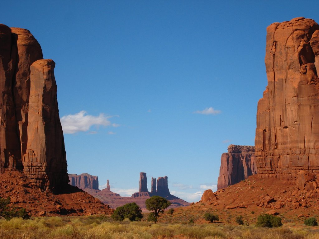 Monument Valley by andrzejcalgary