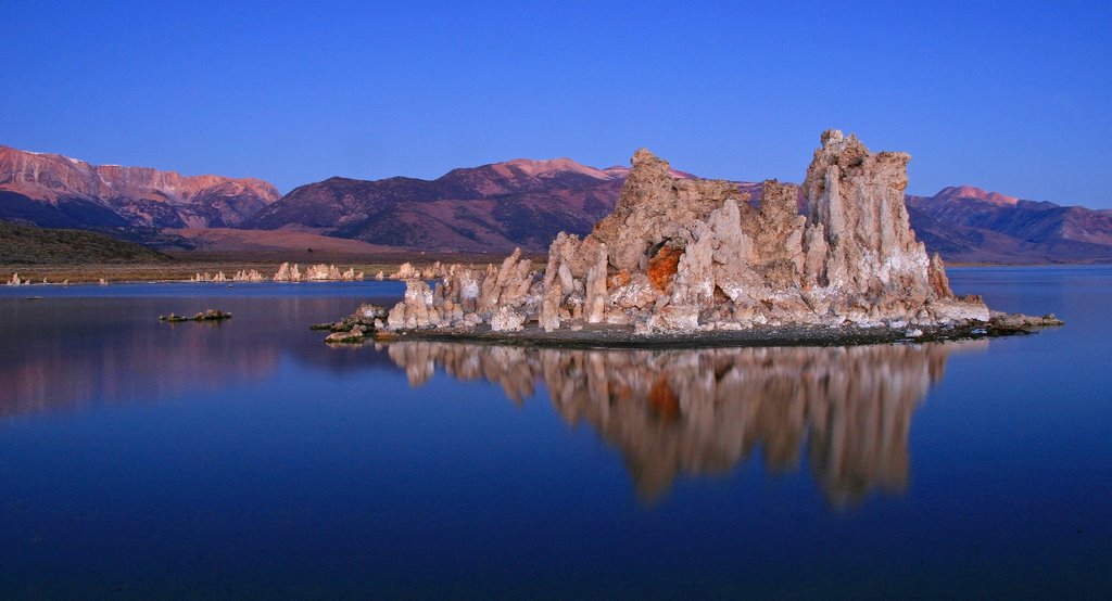 Mono Lake ...10.21.07*.©.rc by Richard Campbell