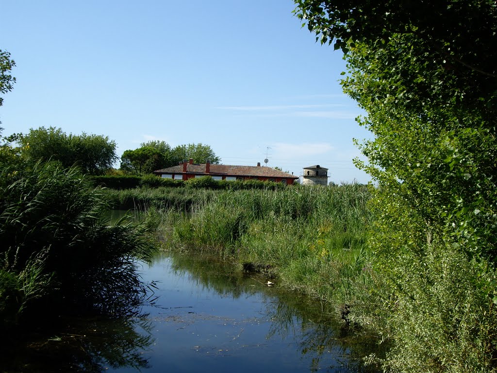 Jesolo (VE), scorci in laguna da Via Cristo Re by Enrico ZUK