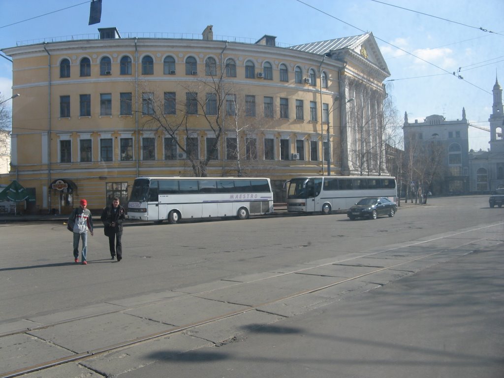 Building of Kyiv-Mohyla Academy at Kontraktova Square by Андрій Шуран