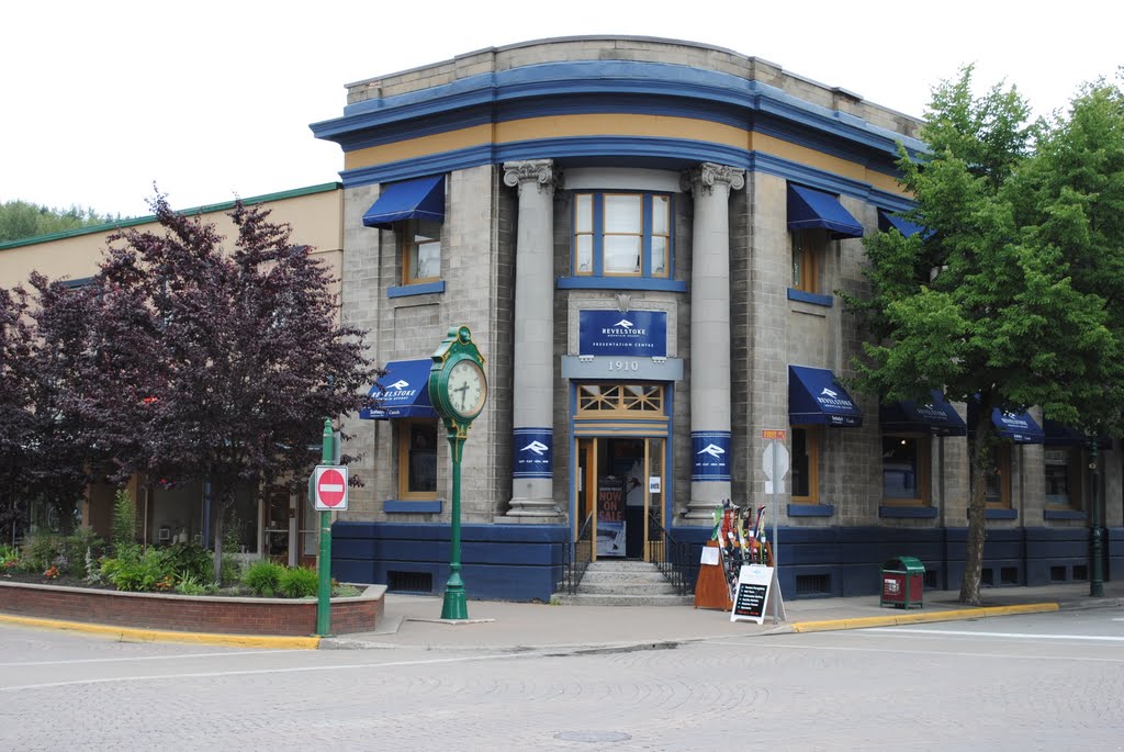 Revelstoke Mountain resort presentation centre and the town clock, B.C. by jerpencz