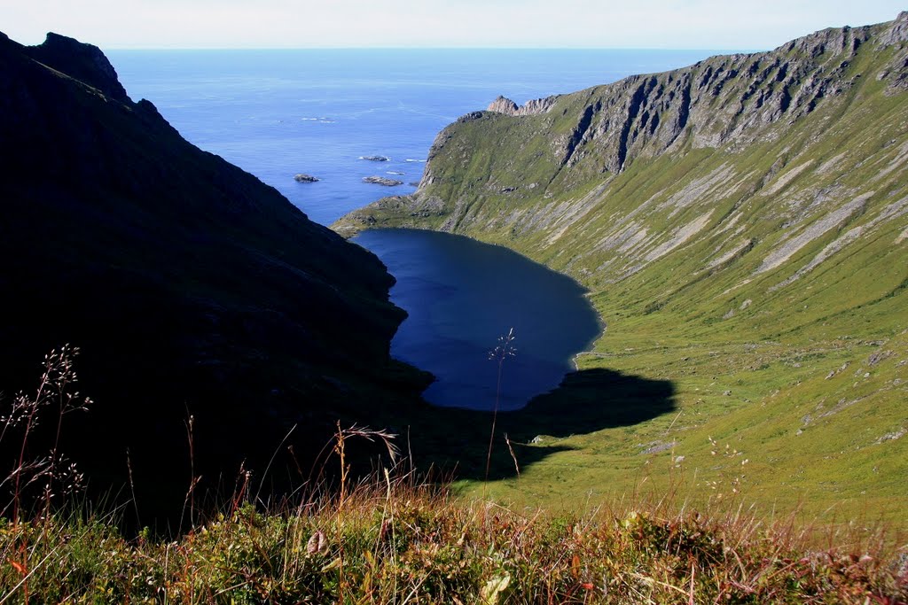 Gjerdtindan 500m (Height 821m), Stokkvika-Norwegian sea, lake Stokkvikvatnet, Lofot, Norway. by Ilkka T. Korhonen