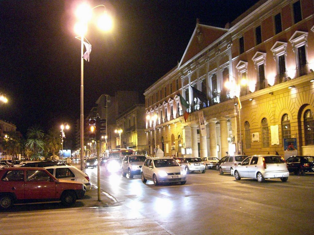 Бари. Театр/ Bari. Theatre by Andrey Rozhkov