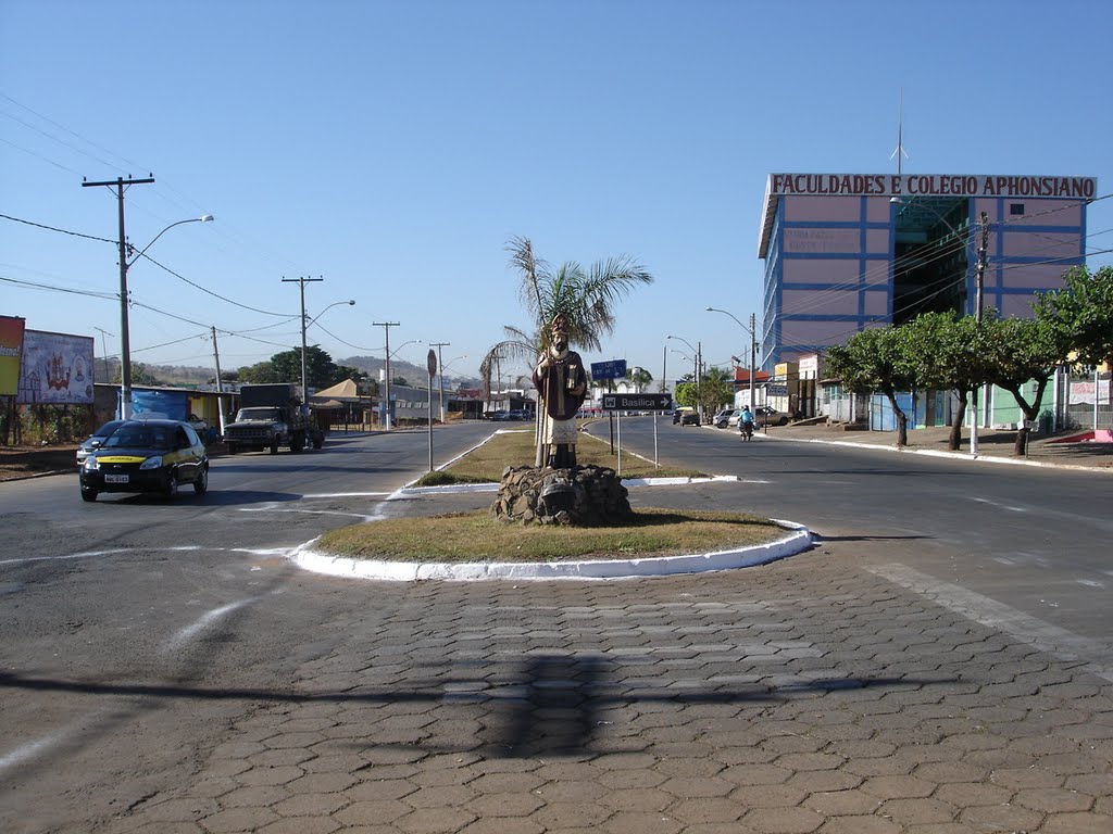 Av. Manoel Monteiro x R. Dom. Pedro II, Trindade-GO by Ionildo Sanches