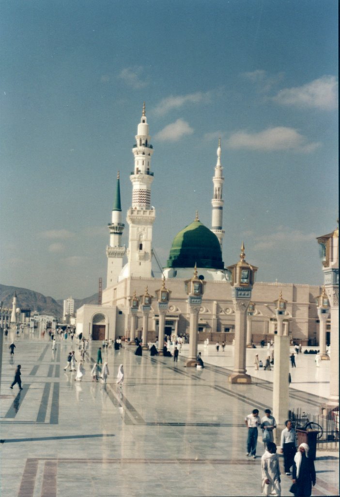 The prophets Mosque (القبة الخضراء) by Dr Janakat