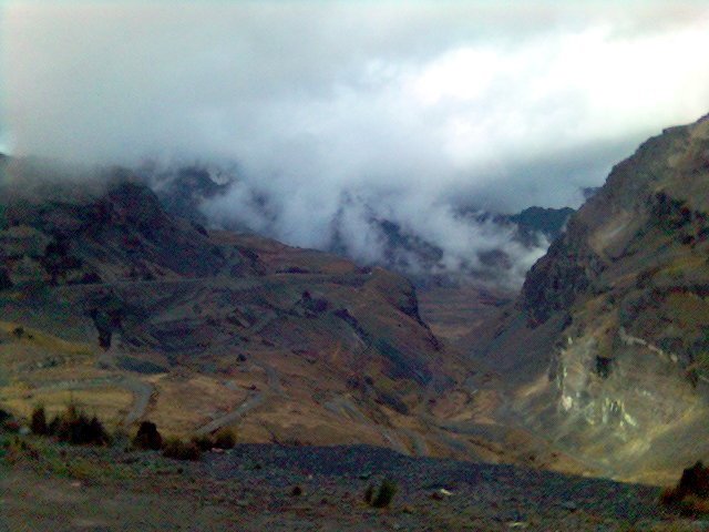 Vista desde La Cumbre La Paz Bolivia by lluna