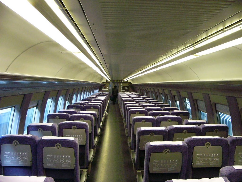 SHINKANSEN Series 500(inside) by S Mori