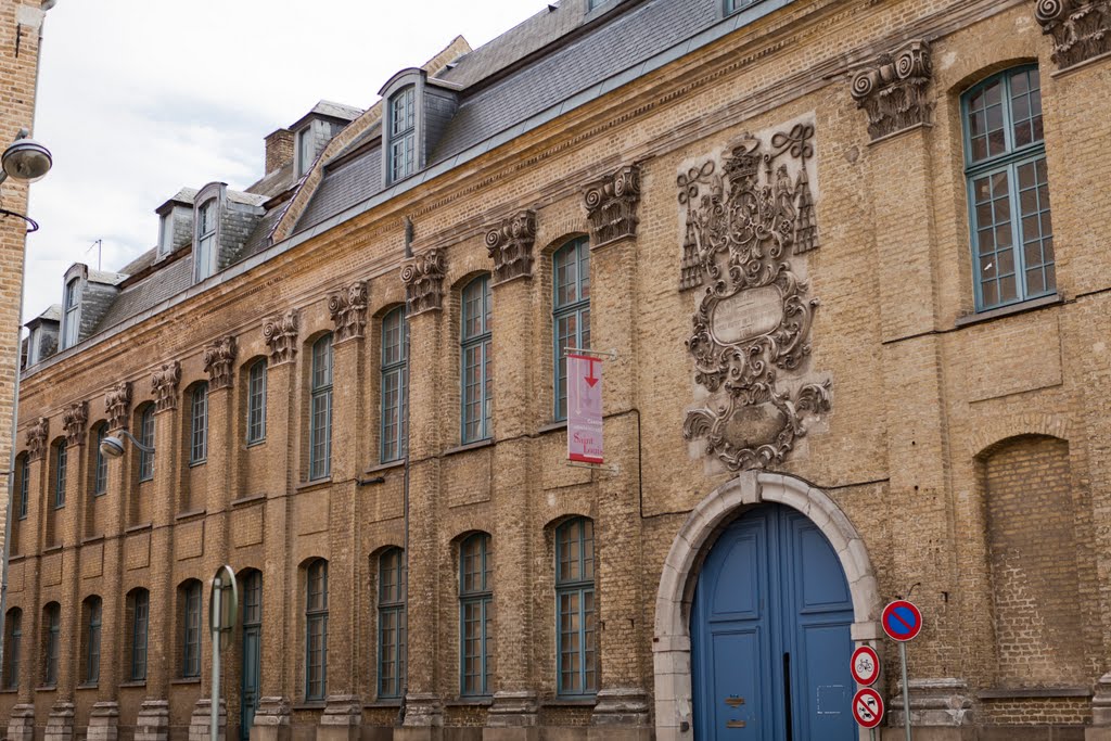 Hôpital Saint-Louis by Marc LECOCQ