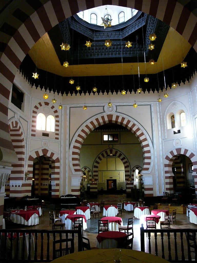 Assouan, Old Cataract Hotel, Le restaurant "1902" by Joel Gloanec