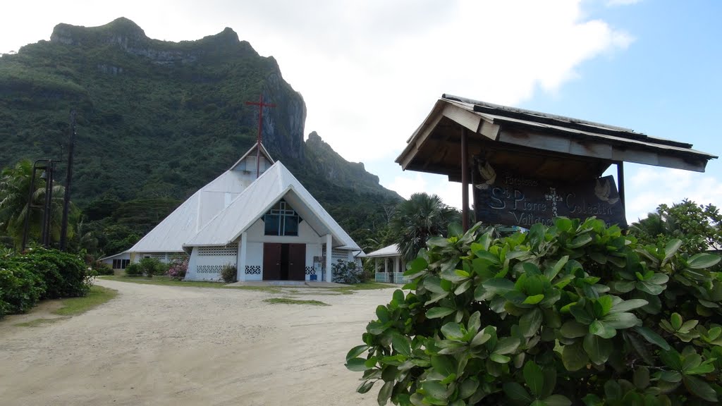 Vaitape, Bora Bora, Leeward Islands - Polinesia Francese 2011 by Mauro Zoch