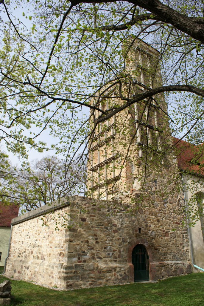 Ev. Dorfkirche St. Petrus Osmünde (Saalekreis) by Atheistin