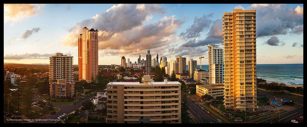 Surfers Paradise Sunset by tempestlight