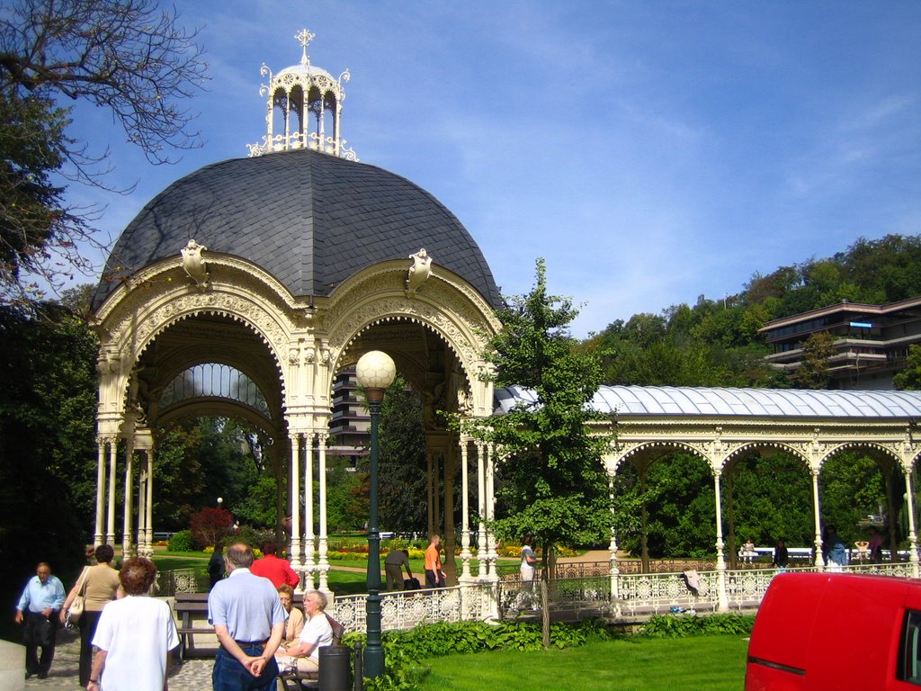 Karlovy Vary, Czech Republic by Víctor Llamazares Ca…