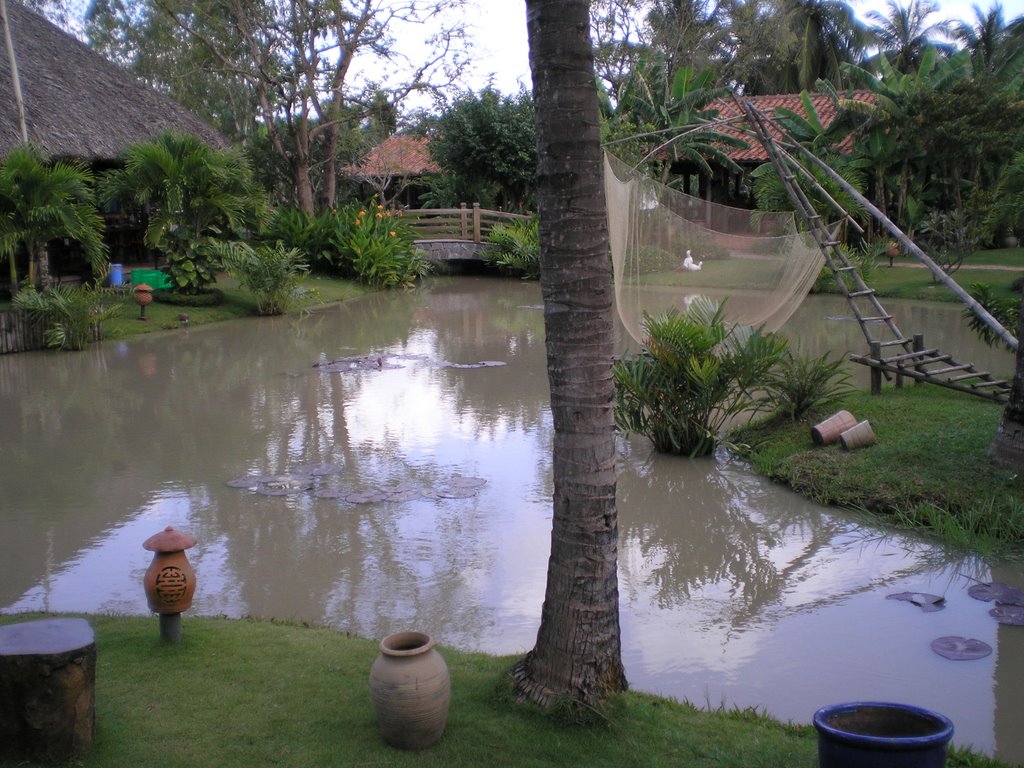 Mekong Rest Stop -- My Tho #1 by anunyapete