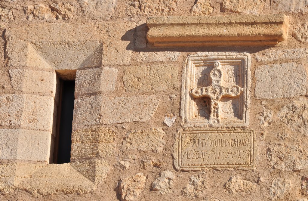 Sillar heraldico en Torre del Rico by bornem