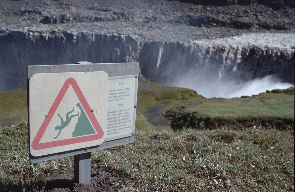 Dettifoss by Gueros