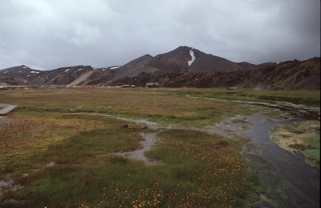 Landmannalaugar camping by Gueros