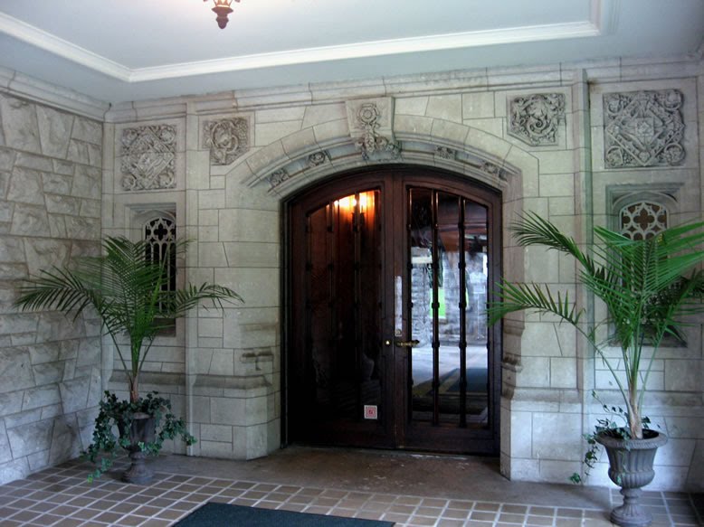 Henry Ford's front door by nailhed.com