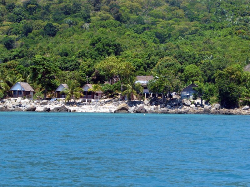 Leaving Ankify. Madagascar. On our way to Nosy Be. by Linda De Volder