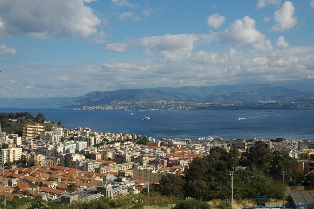 Messina by Nicola e Pina in Sicilia