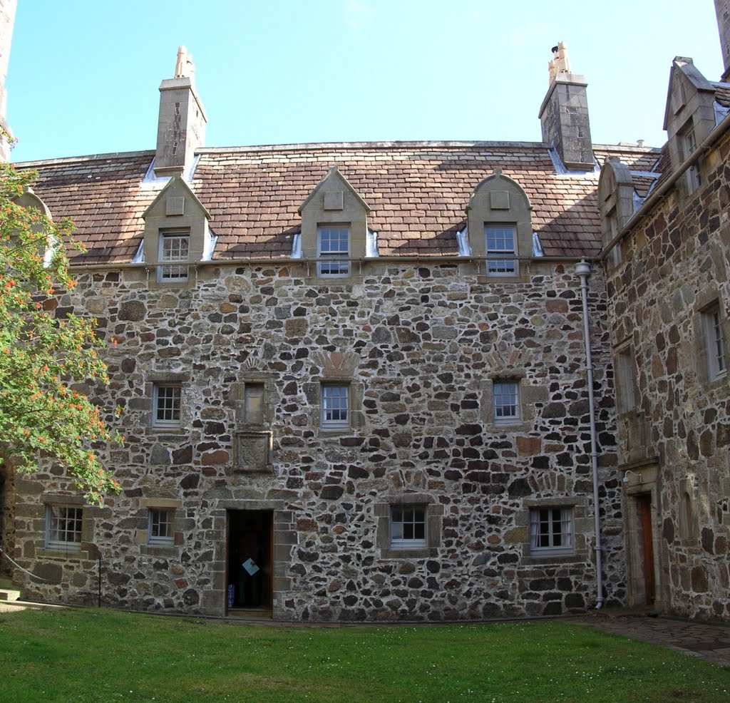 Duart Castle Courtyard 2006 by Neil Wickenden