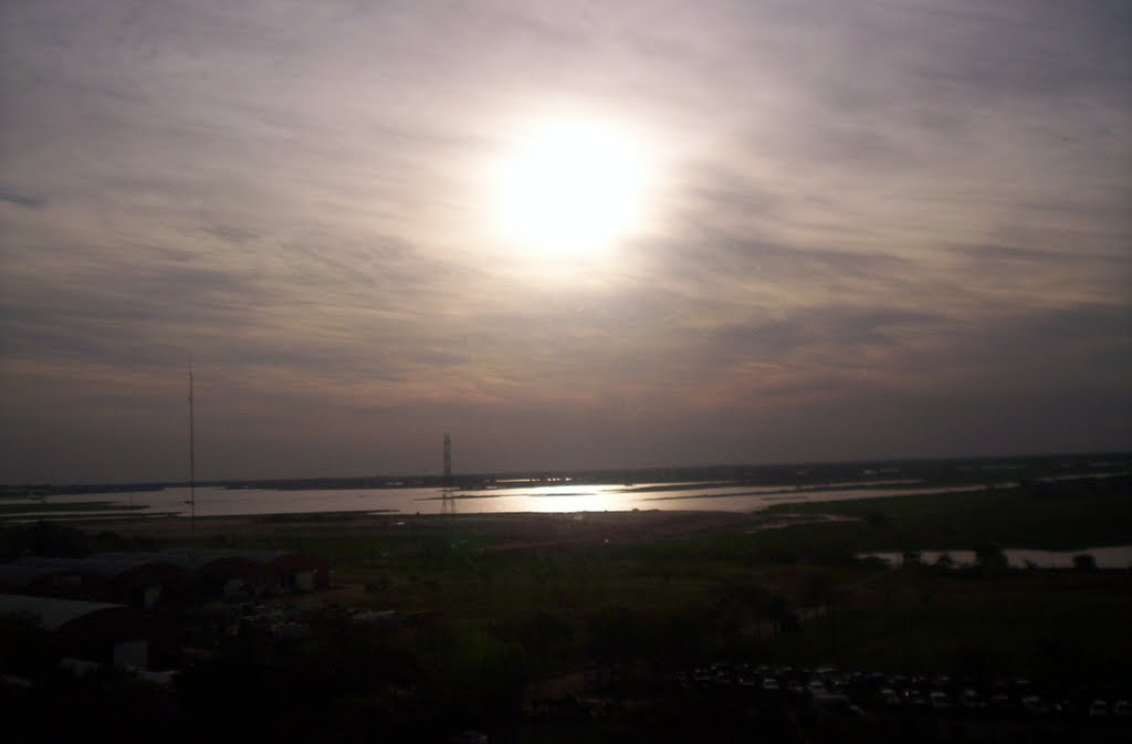 ASI NOS DESPIDIO LA COSTA DEL RIO PARAGUAY DESDE LA VENTANA DEL CUARTO DE EMMA by ♪♫ANDREA♪♫