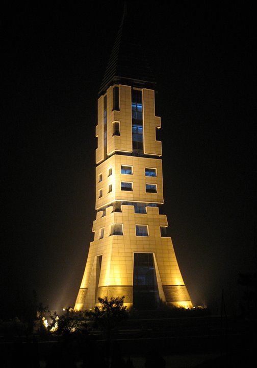 Tower in night beside TaiPing brooklet by Louis(louis@mlauto.n…