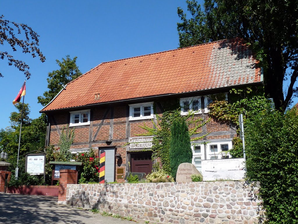 Das Grenzlandmuseum erinnert an die 45 Jahre andauernde Teilung Deutschlands by mimi.handorf