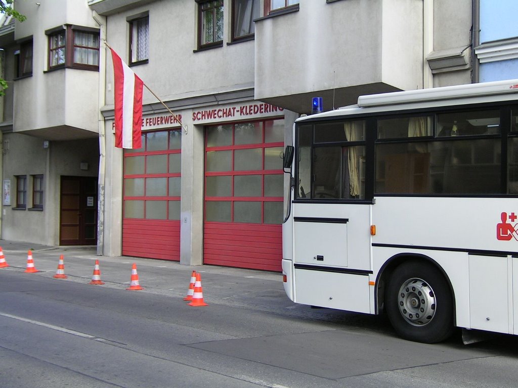 Feuerwehr in Kledering by anfangmeister