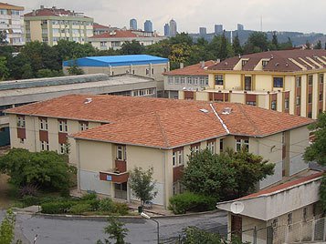 Yabancı Diller Yüksek Okulu, Kuzey Kampus, Boğaziçi Üniversitesi, Istanbul, Turkiye by nathaliahaas