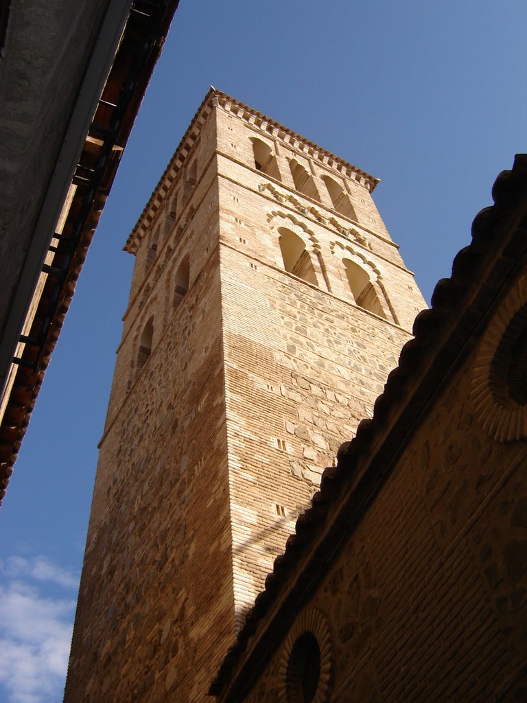 Iglesia de Santo Tomé by Weierstrass