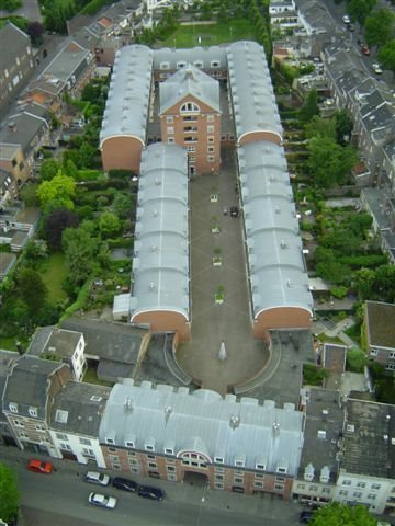 Charles Vos Cour-Maastricht by peter van den heurik