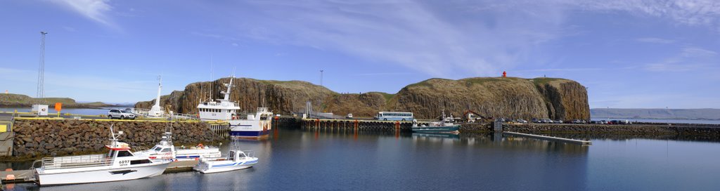 Harbour in Stykkisholmur by grcav