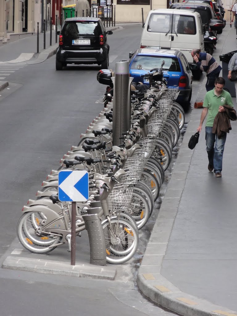 Bicicletas de aluguel em maio de 2011. by Fluzão