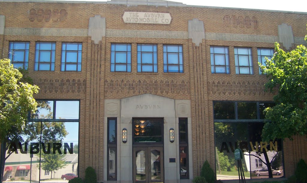 Auburn, IN. Auburn Cord Duesenberg Museum by buscohall