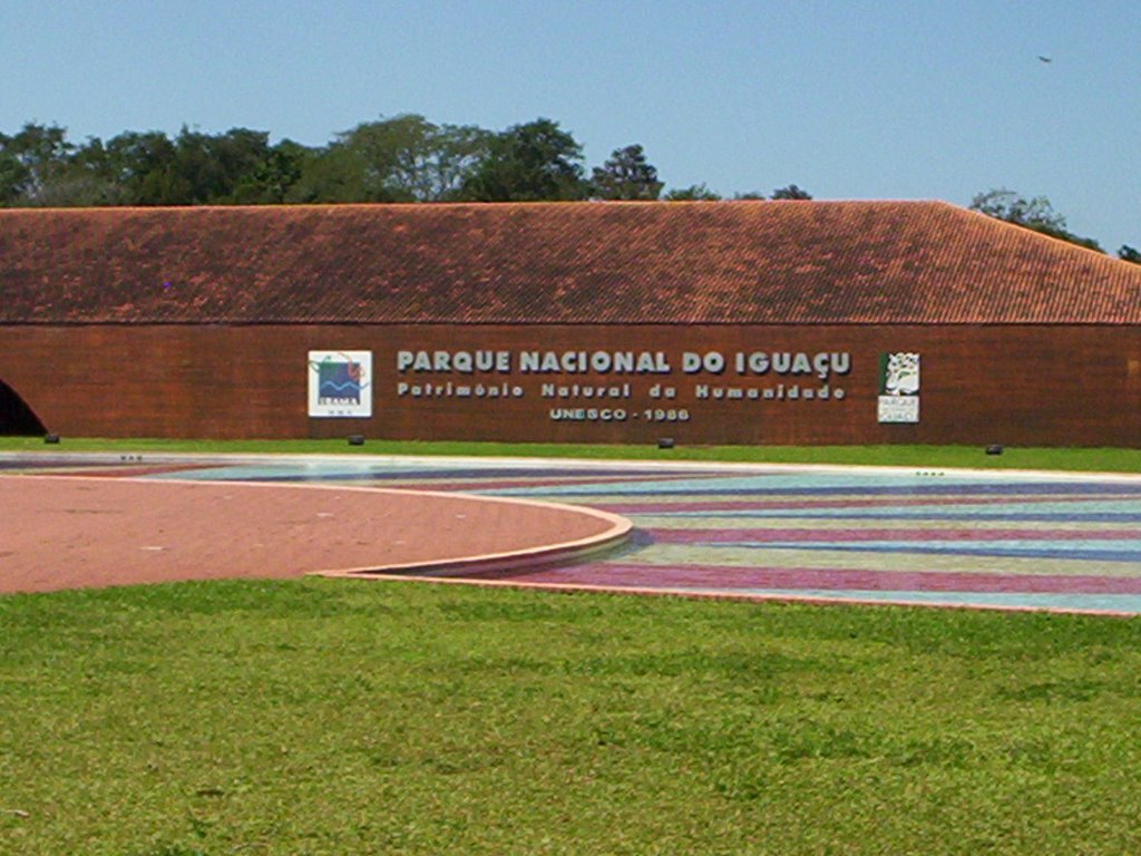 Parque Nacional do Iguaçu- Entrada by Stefano Castello