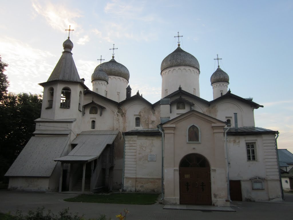 Novgorod - St Philip the Apostle (1526) by MalteLauridsBrigge