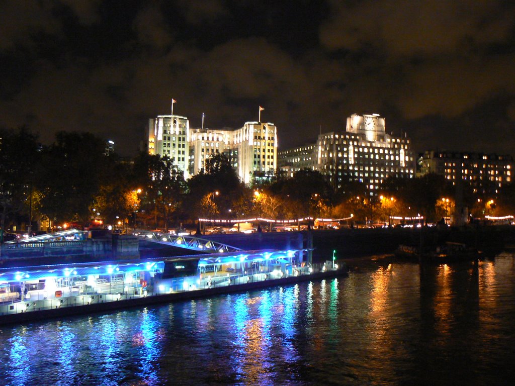 Savoy Hotel from Golden Jubilee Bridge by Phil Hassler