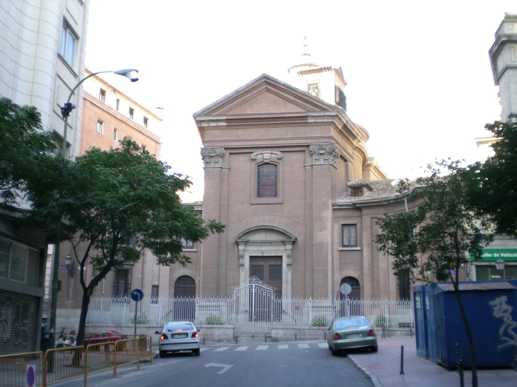 Iglesia de San Marcos by Pepe Villalobos