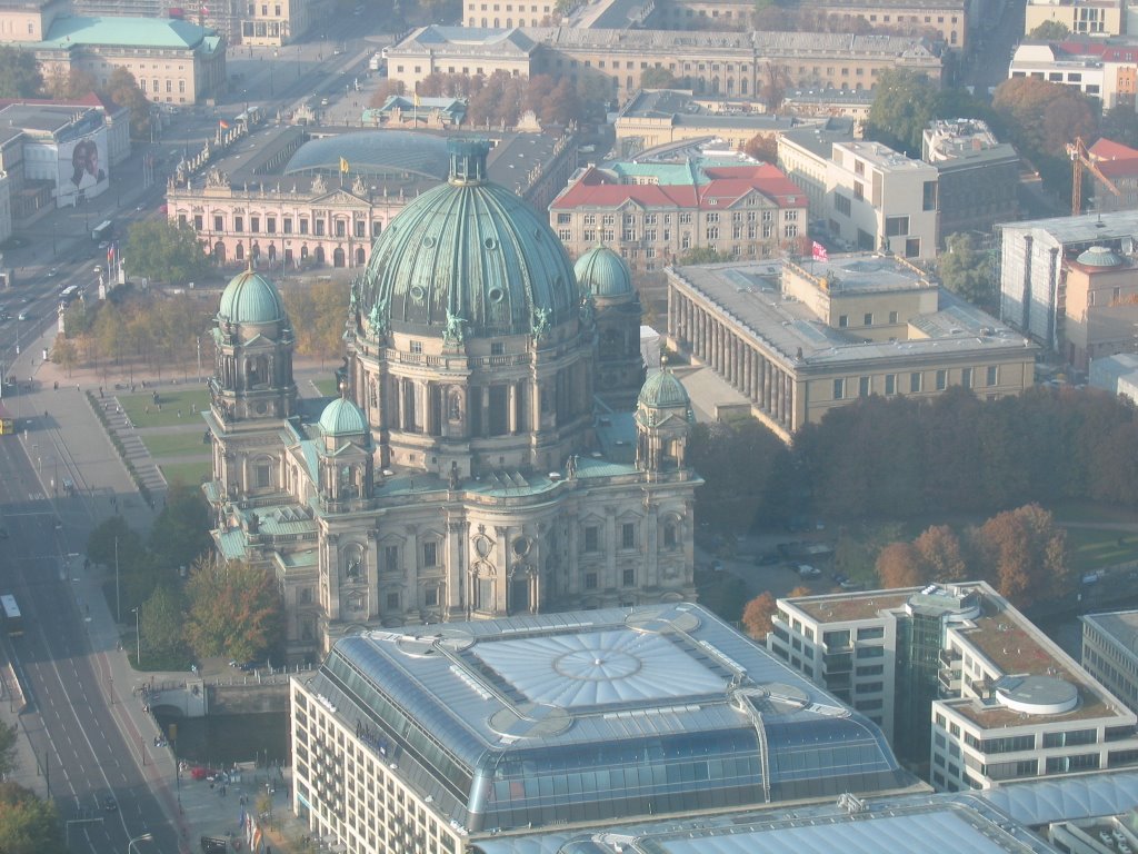 2004 Berlín Dom (Catedral) desde torre de TV (Fernsehturm) by Javier Segura