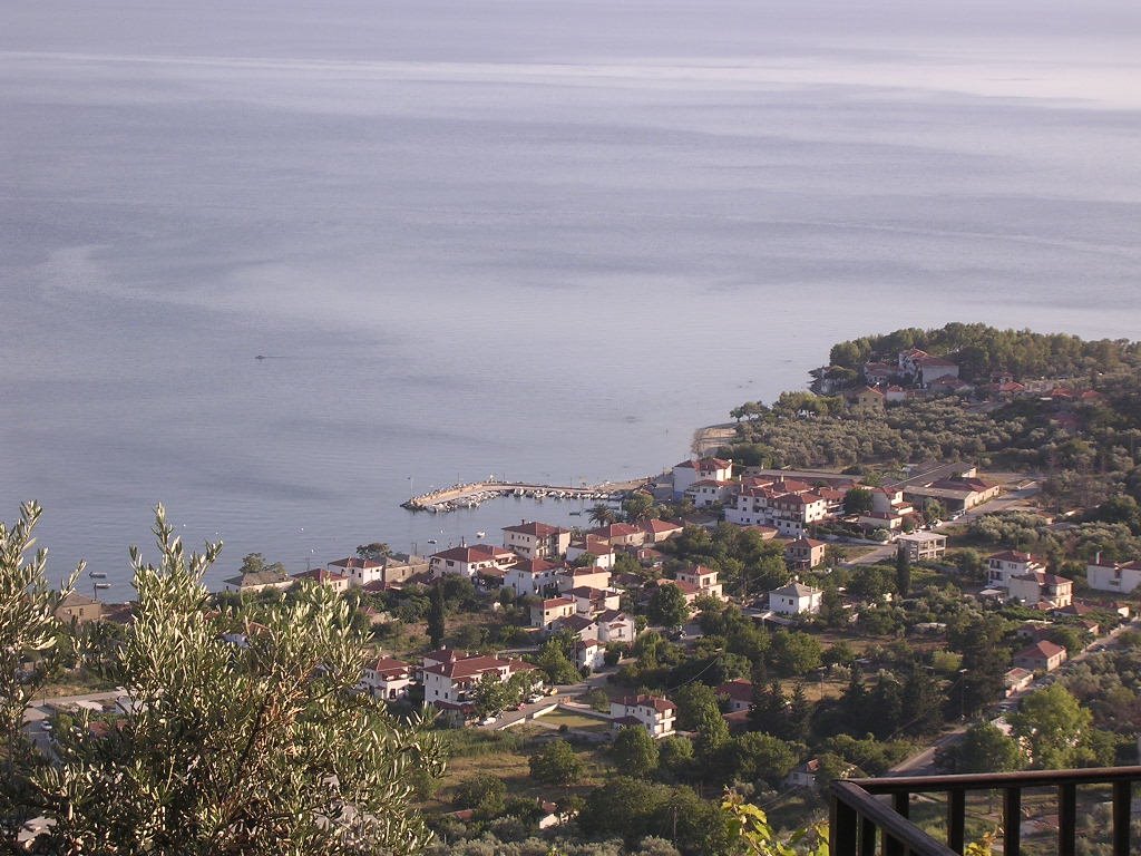 Makrinitsa 370 11, Greece by BlueTerka