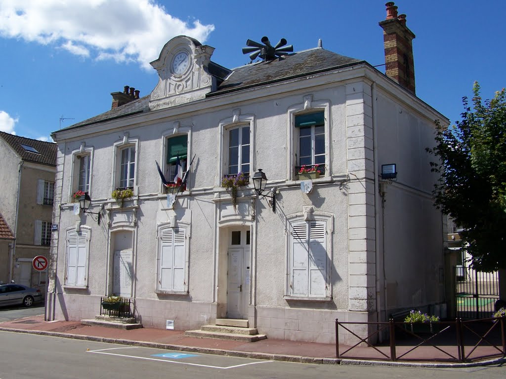 Crespières Mairie by hpjps