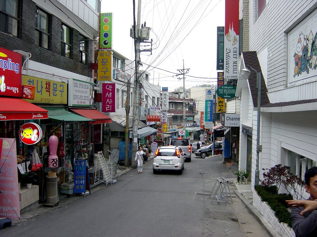 Itaewon, Seoul, Korea by SJ Nieto