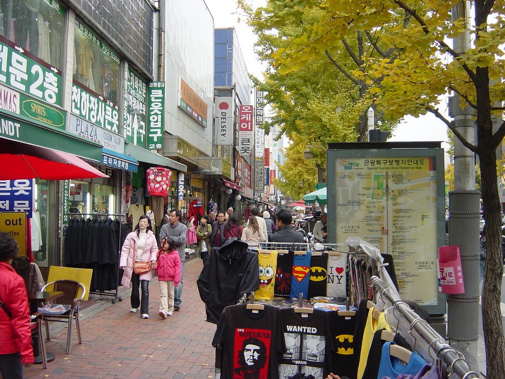 Itaewon, Seoul, Korea by SJNieto