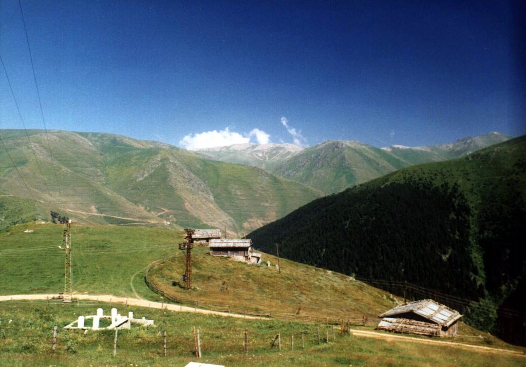 Manoşar yaylası by Abdurrahim Baltaci