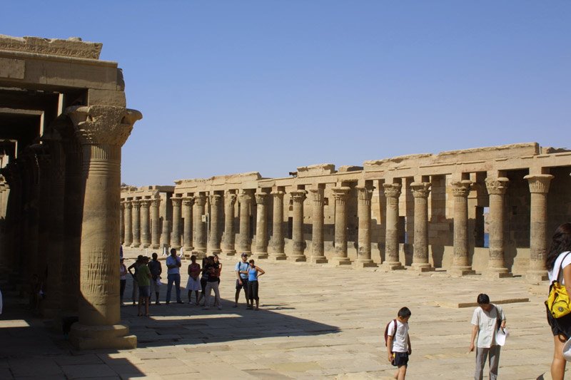 Philae Temple by garethb