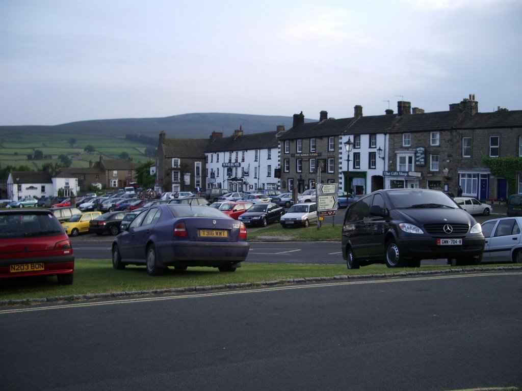 Reeth - Coast to Coast Walk (www.C2Cwalk.co.uk) by johndaly