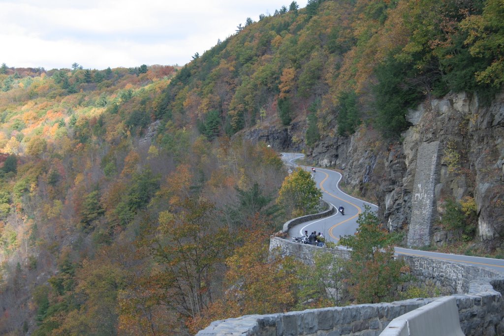 Hawks Nest Overlook by Scott Hanko