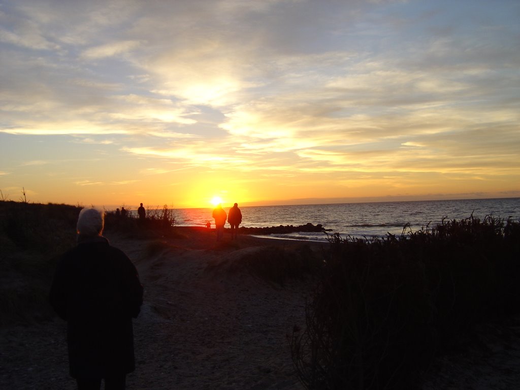 Sunset, Solnedgangspladsen, Gl. Skagen by Morten Grufstedt Dam