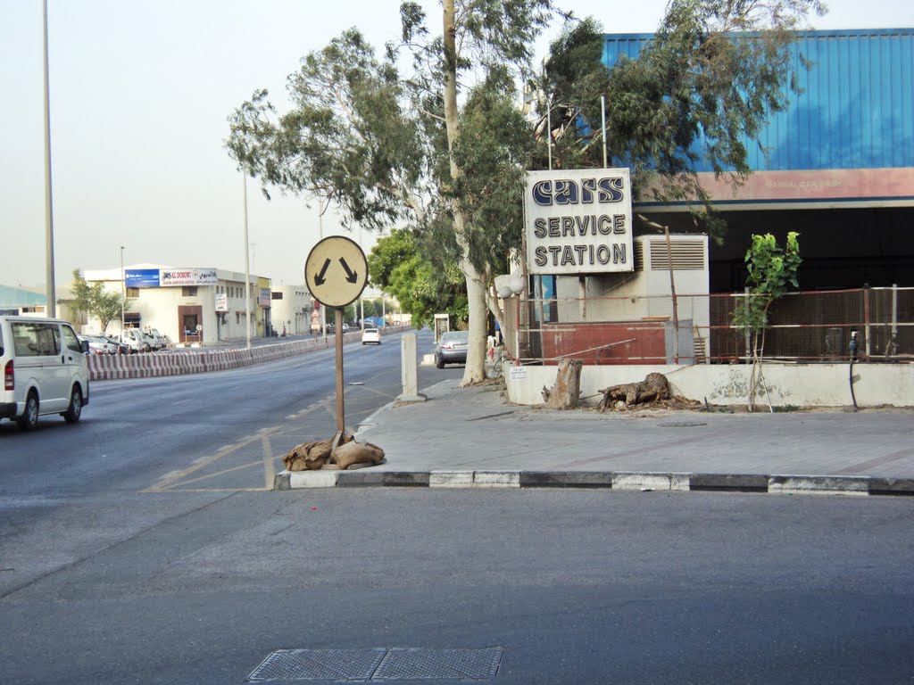 CARS SERVICE STATION by Mohammed Ali Farook